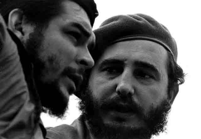 07 Che castro.jpg - Ernesto Guevara e FIdel Castro
